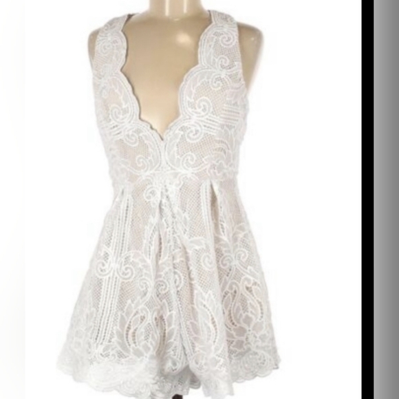 Love Triangle Lace Romper - Picture 1 of 14